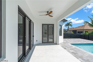 Luxury meets modern design in this exceptional 3-bedroom + den - photo 41