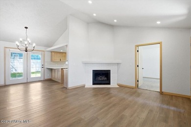 Attractive Hayden rancher offering the ease of one-level living! - photo 11