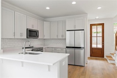 Perfect family getaway and/or investment on beautiful Lake - photo 3