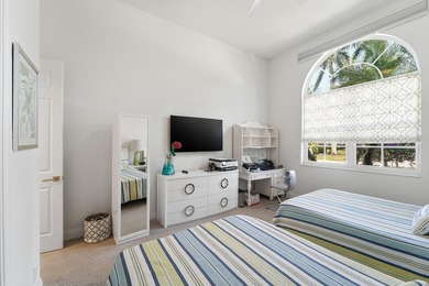 Enter this exceptional sun-filled 3BR/4BA home with thoughtful - photo 14