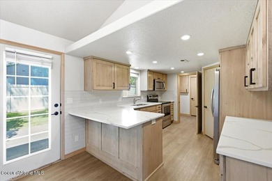 Attractive Hayden rancher offering the ease of one-level living! - photo 15