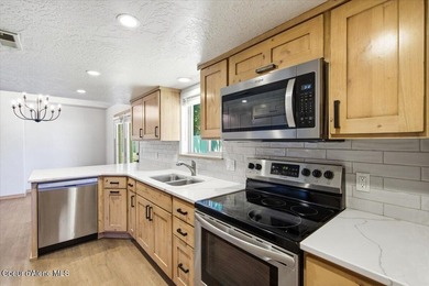 Attractive Hayden rancher offering the ease of one-level living! - photo 19