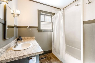 NEW PRICE!!!!! A rear opportunity to own a beautifully - photo 19