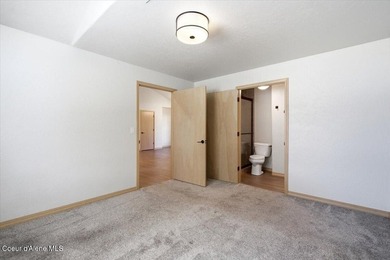 Attractive Hayden rancher offering the ease of one-level living! - photo 26