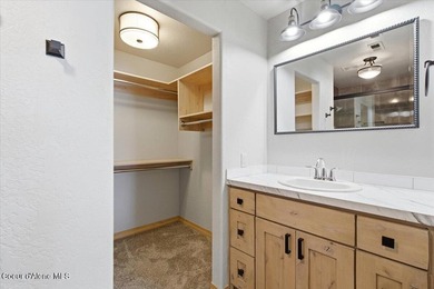Attractive Hayden rancher offering the ease of one-level living! - photo 27