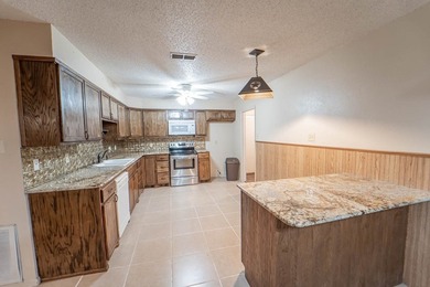 PRICE DRASTICALLY REDUCED! Must Have home on the coveted Hill! - photo 7