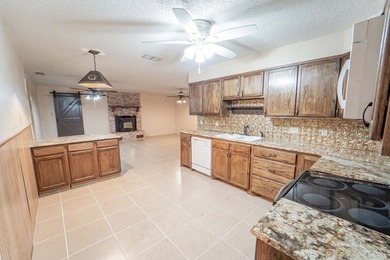 PRICE DRASTICALLY REDUCED! Must Have home on the coveted Hill! - photo 8