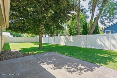 Attractive Hayden rancher offering the ease of one-level living! - photo 36