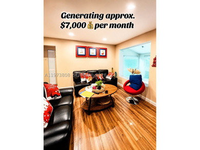Well-maintained property offering a flexible and functional - photo 3