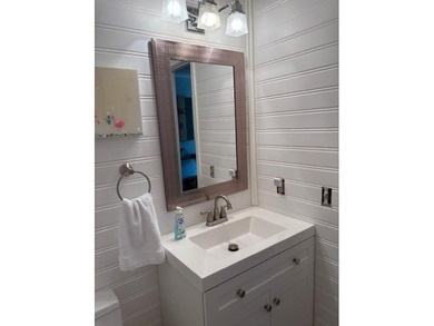 Great 2 bedroom/2bath with bonus room that can be used as a bunk - photo 11