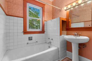 Charming and full of character, this 4-bedroom, 2-bath Neenah - photo 11