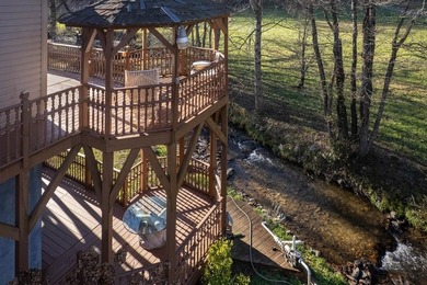 Year round mountain views! Updates are needed. Located on scenic - photo 17