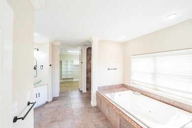 Oversized double entry doors open to a grand two-story foyer - photo 32