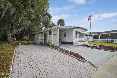 Charming two-bedroom modular home in desirable Port Malabar - photo 3