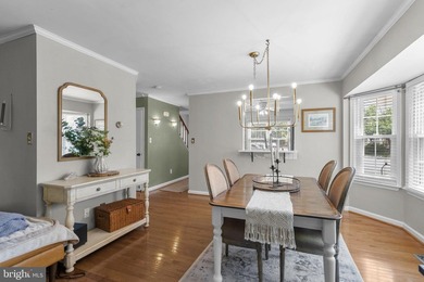 End-unit lakefront townhome in sought-after Gunners Lake Village - photo 12