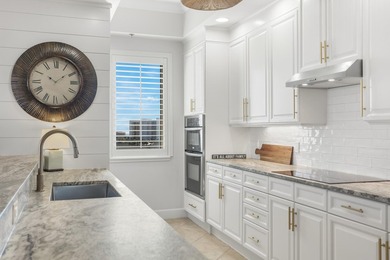 Welcome to Harbor Landing where luxury, boating, and beach life - photo 16