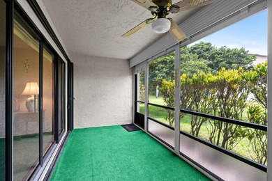 Welcome to this light and bright 2 bedroom, 2 bath townhouse - photo 26