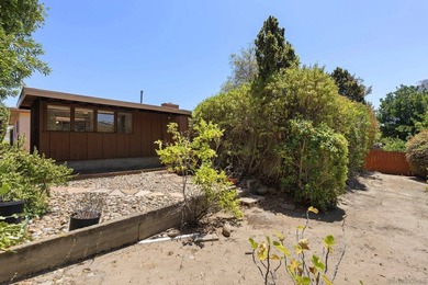 Nestled on a quiet street in the highly desirable Del Cerro - photo 28