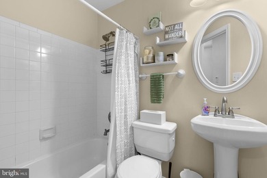 End-unit lakefront townhome in sought-after Gunners Lake Village - photo 29