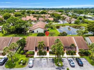 Welcome to this light and bright 2 bedroom, 2 bath townhouse - photo 33