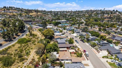 Nestled on a quiet street in the highly desirable Del Cerro - photo 33