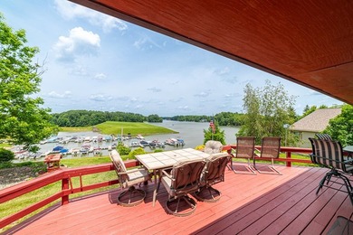 Beautiful Candlewood lakefront home! This 3 bedroom, 2 bath home - photo 34