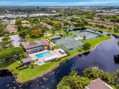 Welcome to this light and bright 2 bedroom, 2 bath townhouse - photo 35
