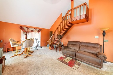 Beautiful Candlewood lakefront home! This 3 bedroom, 2 bath home - photo 41