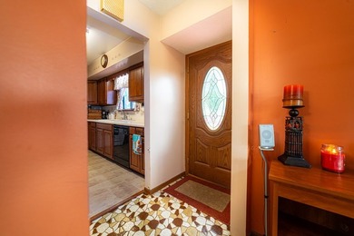 Beautiful Candlewood lakefront home! This 3 bedroom, 2 bath home - photo 43