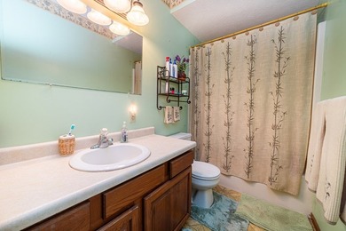 Beautiful Candlewood lakefront home! This 3 bedroom, 2 bath home - photo 56