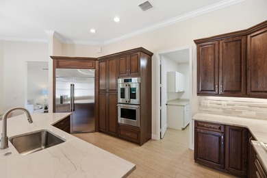 Escape to the tranquility of Jupiter Farms on this exceptional - photo 13