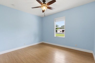 Escape to the tranquility of Jupiter Farms on this exceptional - photo 18