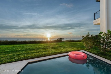 Stunning 4BD/4.5BA oceanfront villa in Melbourne Beach, offered - photo 25
