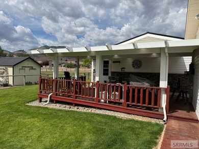 Incredible home on approximately 1.19 acres with beautifully - photo 35