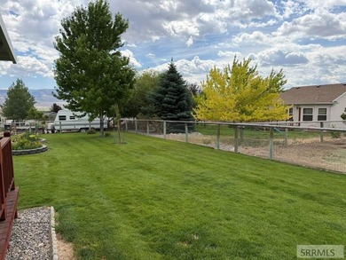Incredible home on approximately 1.19 acres with beautifully - photo 36