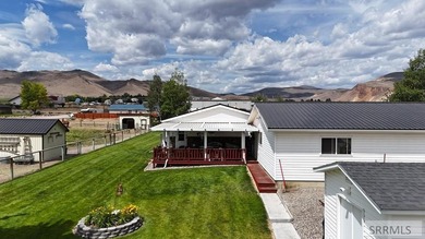 Incredible home on approximately 1.19 acres with beautifully - photo 45