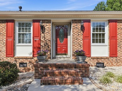 Welcome to 1621 Kenbrook Drive in Garner - a charming all-brick - photo 5