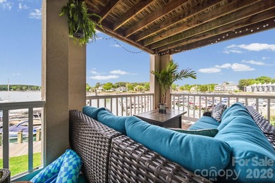 Beautiful 3 Bedroom, 2 Bath Condo at the Moorings!!! Fantastic - photo 7