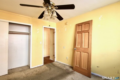 Endless possibilities in this 3 room 1 Bed condo located in East - photo 12