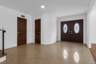 Beautiful and spacious home featuring 4 bedrooms and 2.5 - photo 5