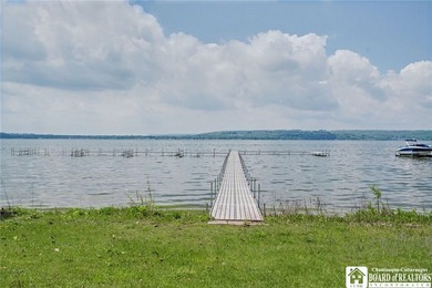 Beautiful 4,100 Sq Ft Bemus Point home offering a rare - photo 4