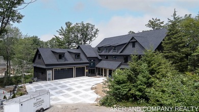 Pigeon Lake Mansion with Wrap Around Decks. 7 beds and 5 full 2 - photo 12