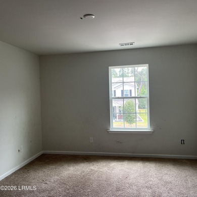 Large 4 bedroom and 2.5 bath home/Open floor plan with stainless - photo 13