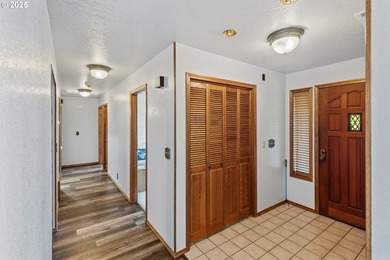 Stunning Custom Home with Panoramic Bay and Ocean Views - Dual - photo 13