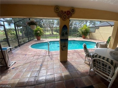 Beautiful duplex with its own pool. Great location in the - photo 17