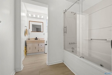 Welcome home to easy, one-level living in a location you'll love - photo 18