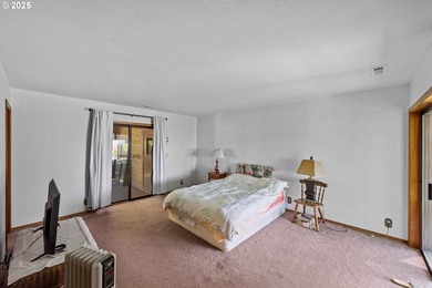 Stunning Custom Home with Panoramic Bay and Ocean Views - Dual - photo 19