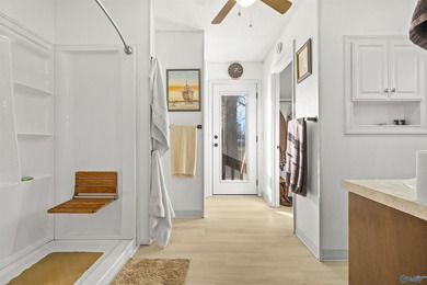 Welcome home to easy, one-level living in a location you'll love - photo 21