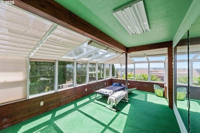 Stunning Custom Home with Panoramic Bay and Ocean Views - Dual - photo 22
