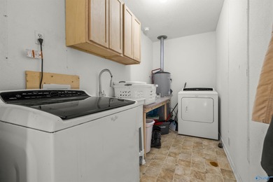 Welcome home to easy, one-level living in a location you'll love - photo 25